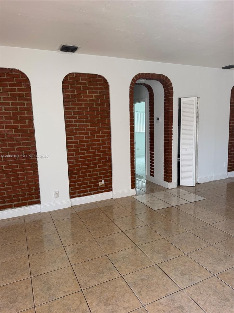 1150 NE 201st Ter # 0, Miami, FL 33179 — zdjęcie 4