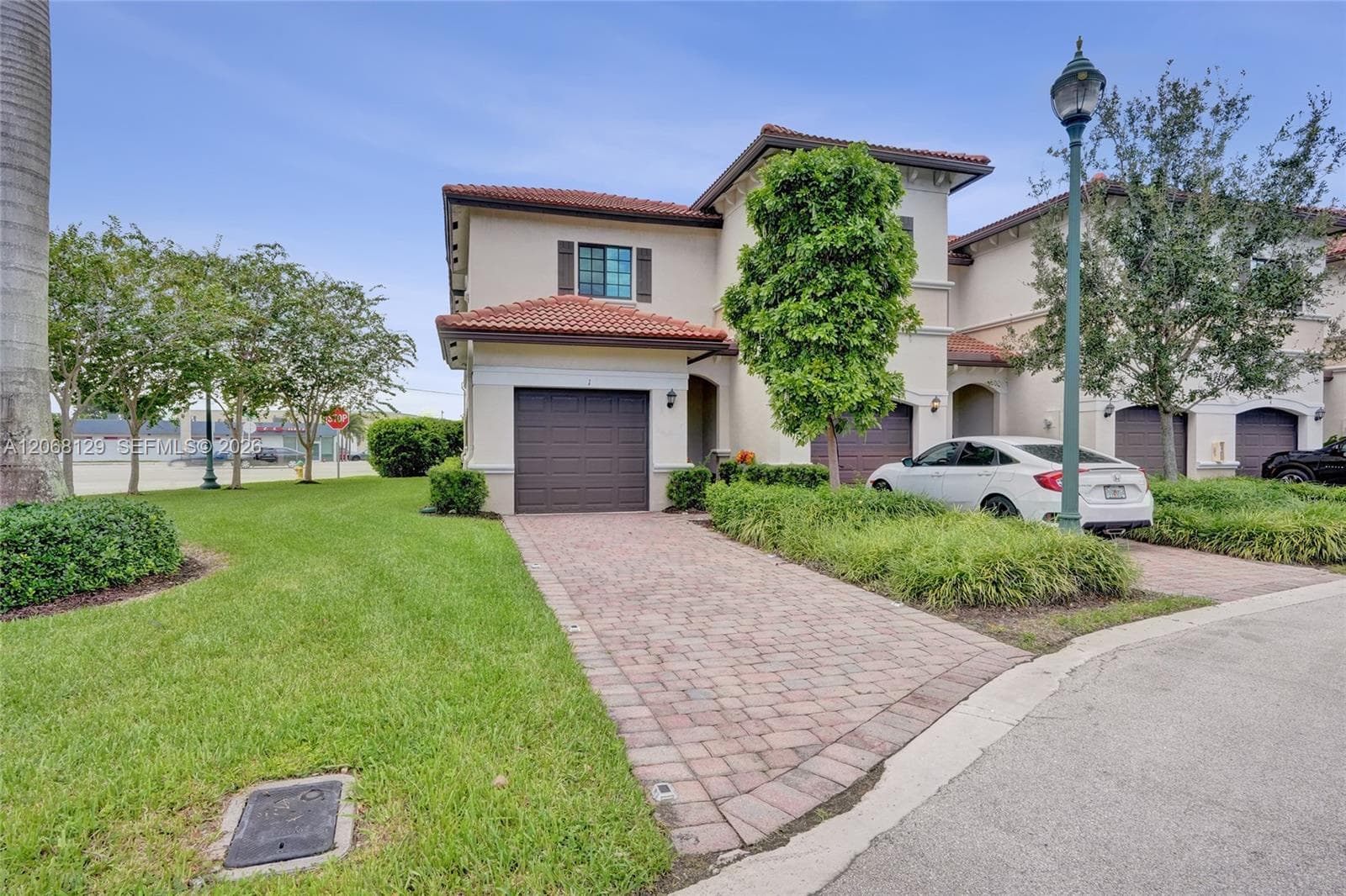 4204 N Dixie Hwy # 1, Oakland Park, FL 33334