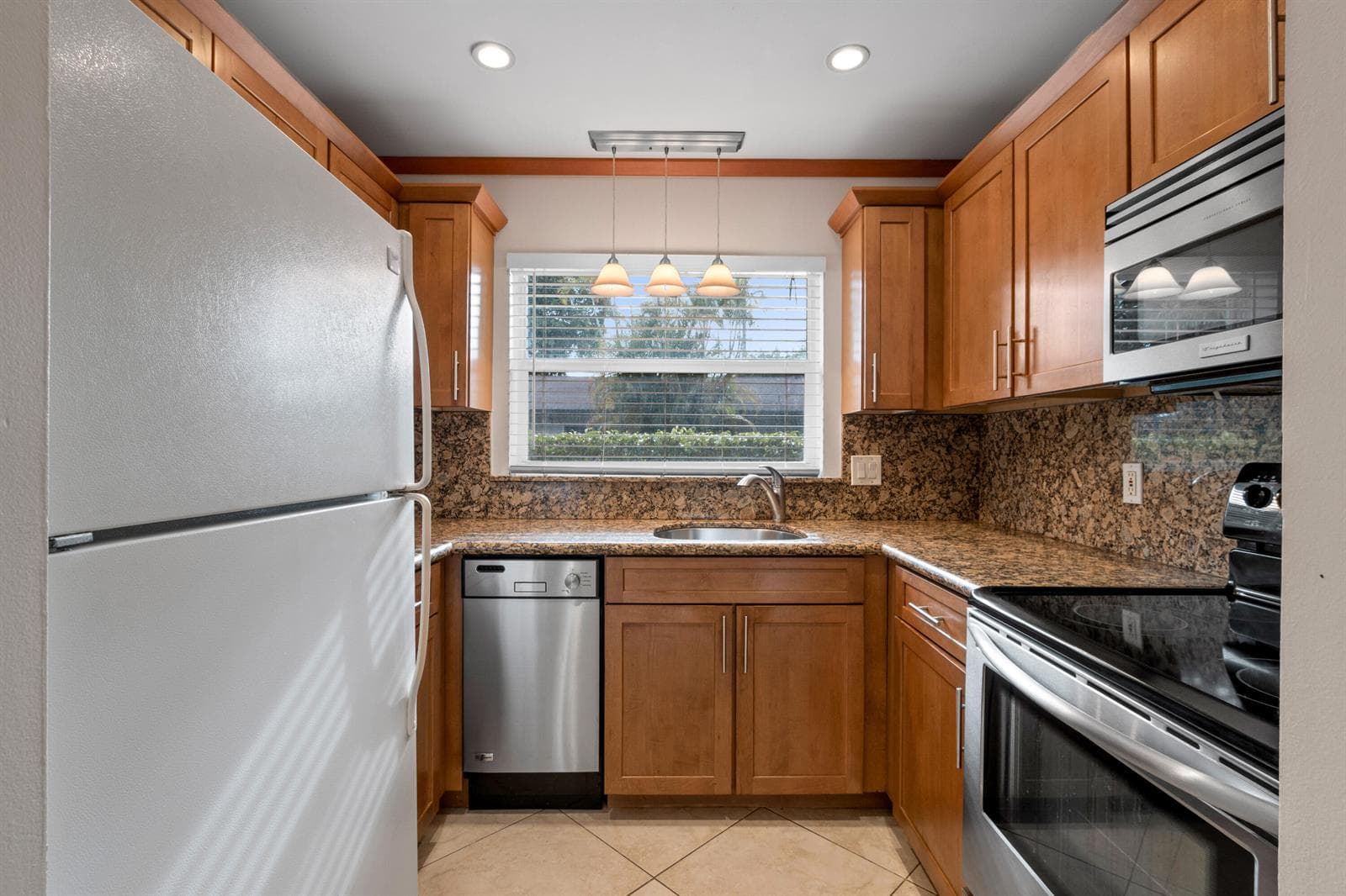 1106 NE 16th Court # 2, Fort Lauderdale, FL 33305