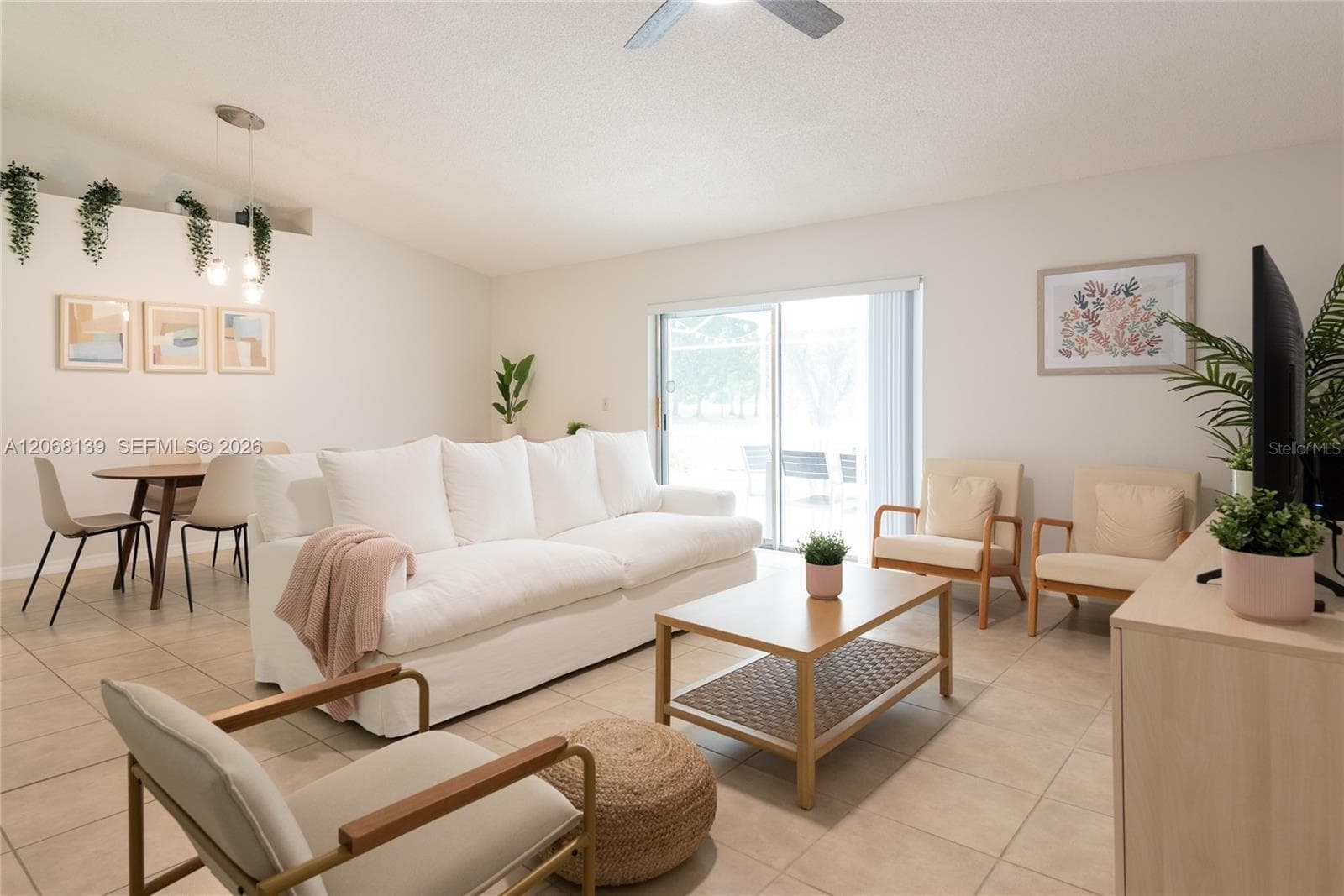 1085 INDIAN RIDGE TRL E, Kissimmee, FL 34747 — zdjęcie 2