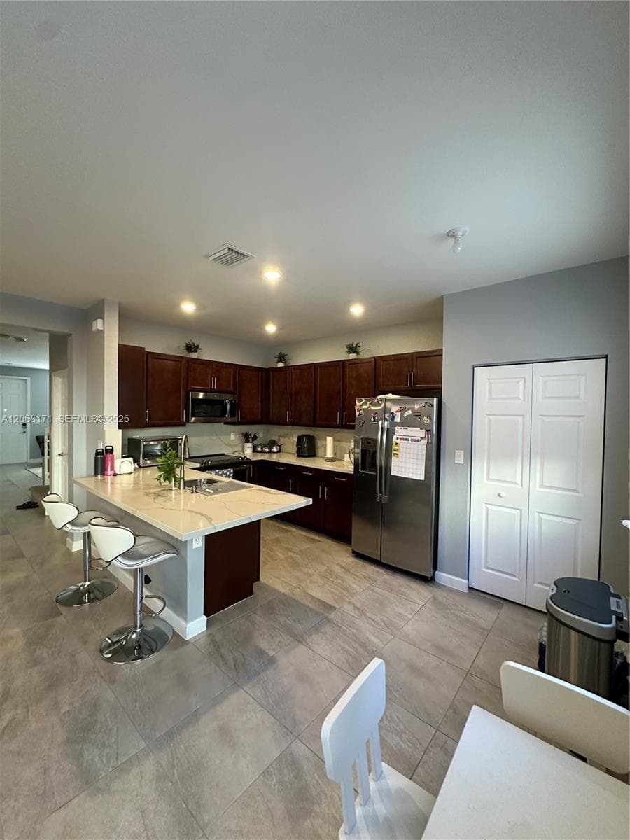 10377 W 34th Ct # 10377, Hialeah, FL 33018 — zdjęcie 2