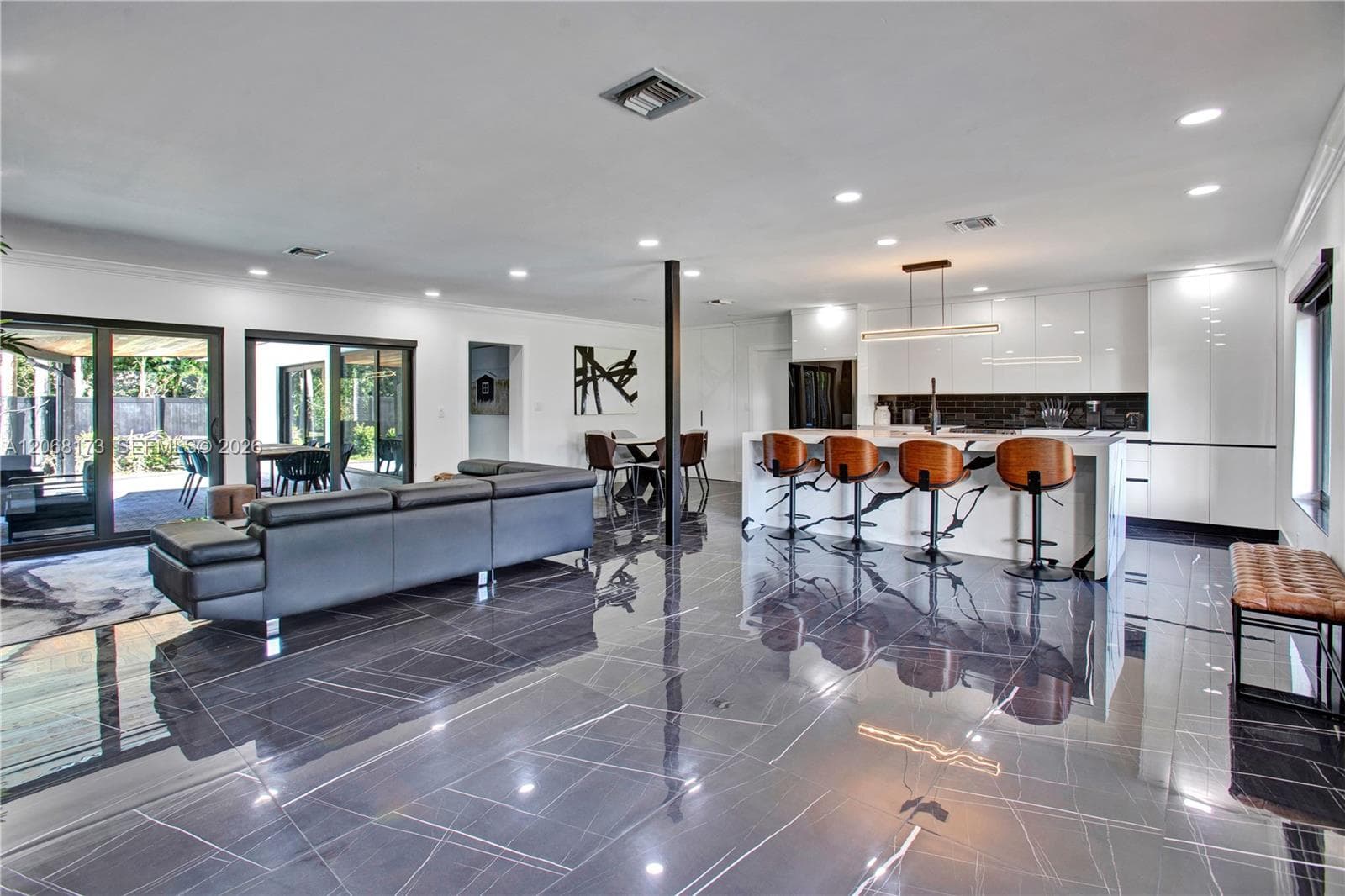 2457 NE 27th Ter, Fort Lauderdale, FL 33305 — zdjęcie 5