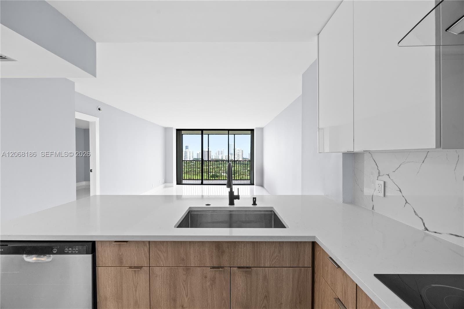 20335 W Country Club Dr # 1905, Aventura, FL 33180 — zdjęcie 2