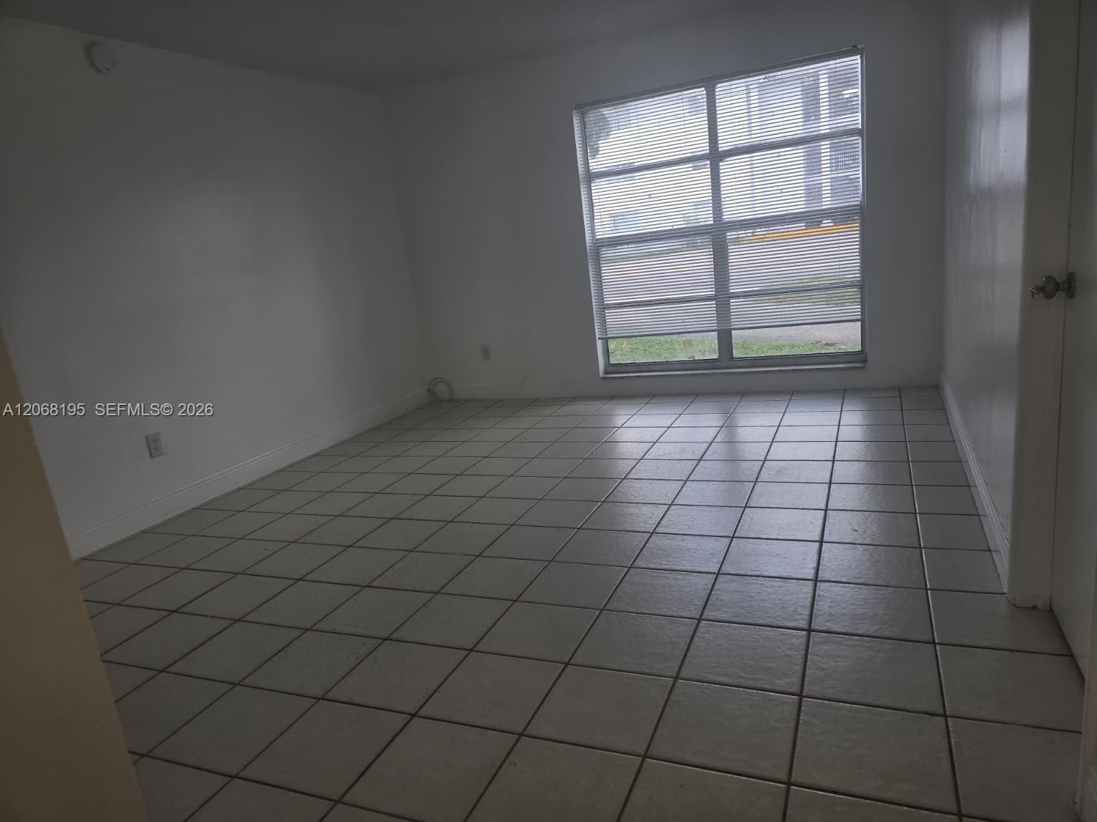 13725 NE 6th Ave # 104, North Miami, FL 33161 — zdjęcie 2