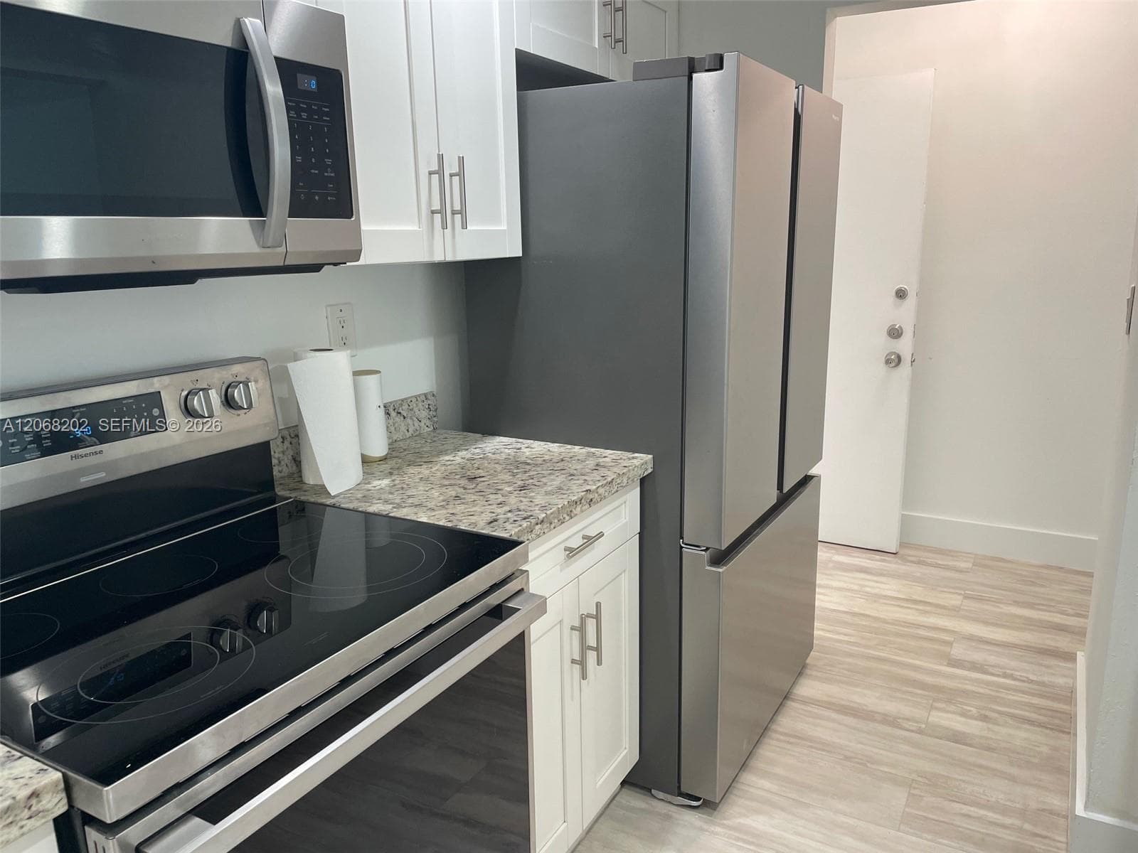 460 W Park Dr # 207, Miami, FL 33172 — zdjęcie 2
