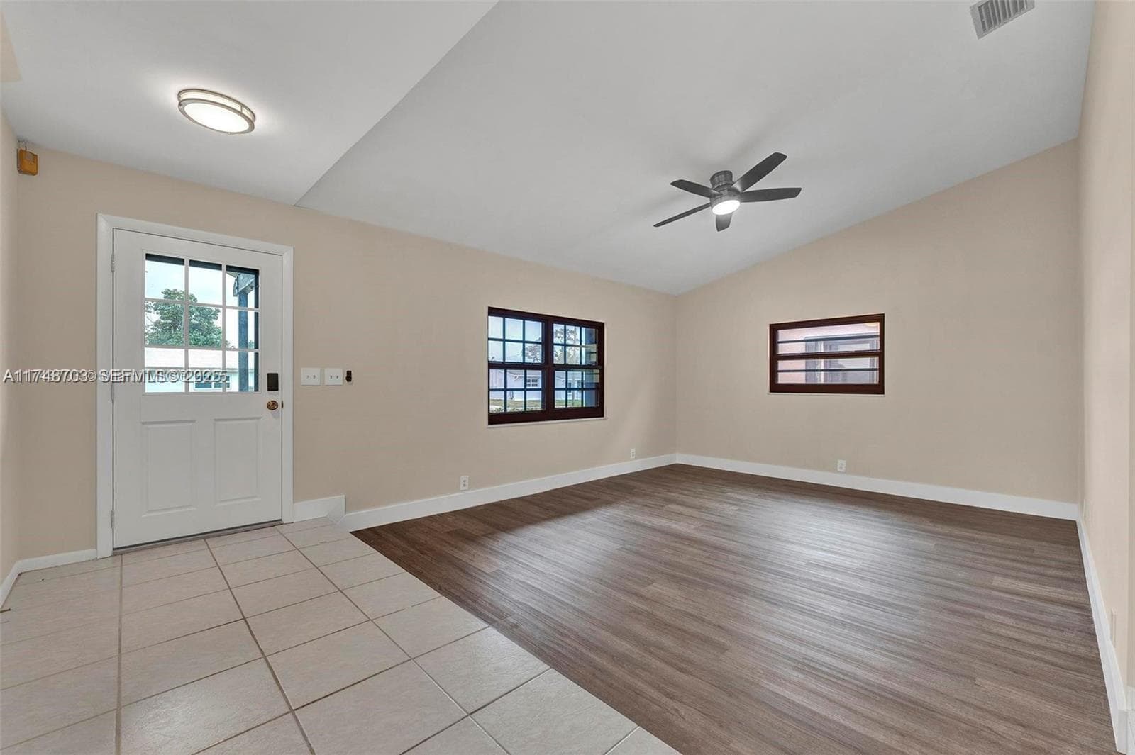 1406 NW 8TH Street, Dania Beach, FL 33004 — zdjęcie 3