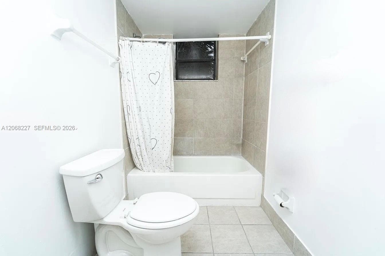 576 NW 114th Ave # 203, Sweetwater, FL 33172 — zdjęcie 4