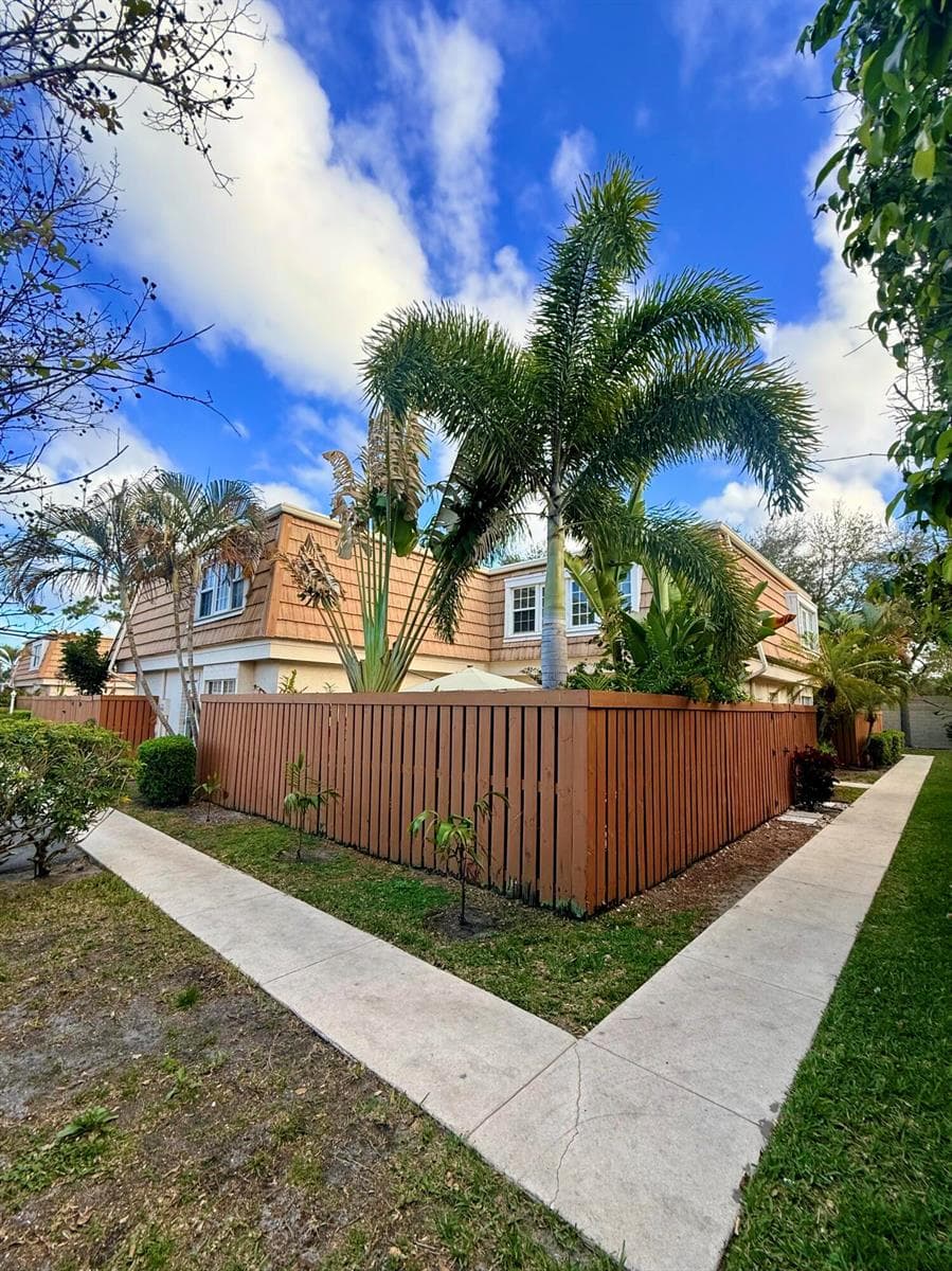 11584 WINCHESTER Drive, Palm Beach Gardens, FL 33410 — zdjęcie 4