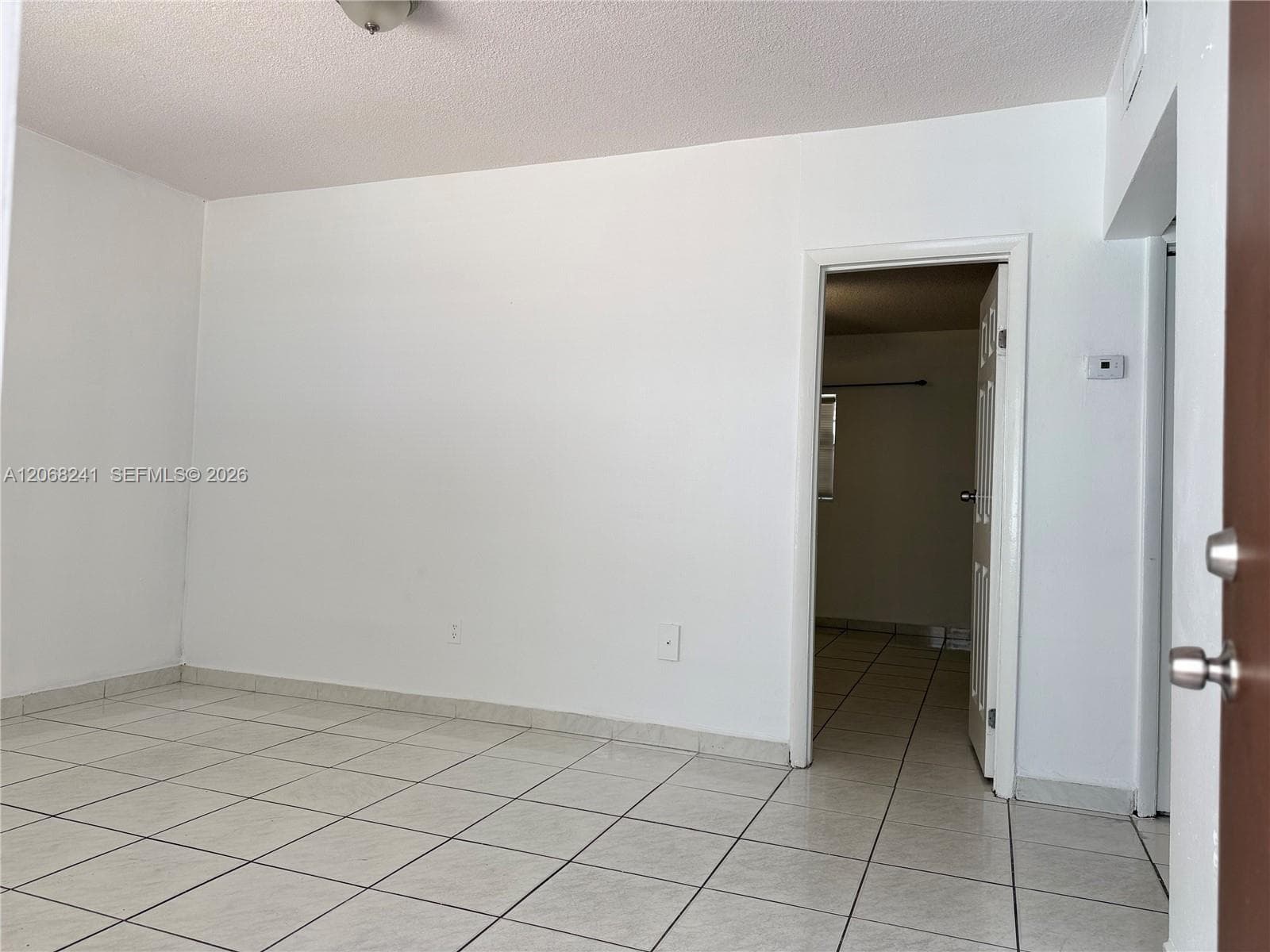 1735 NE 164th St # E104, North Miami Beach, FL 33162 — zdjęcie 4