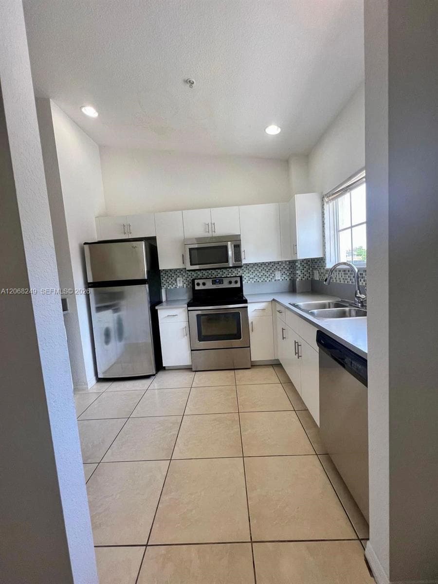 3824 SW 48th Ave # 3824, Hollywood, FL 33023 — zdjęcie 4