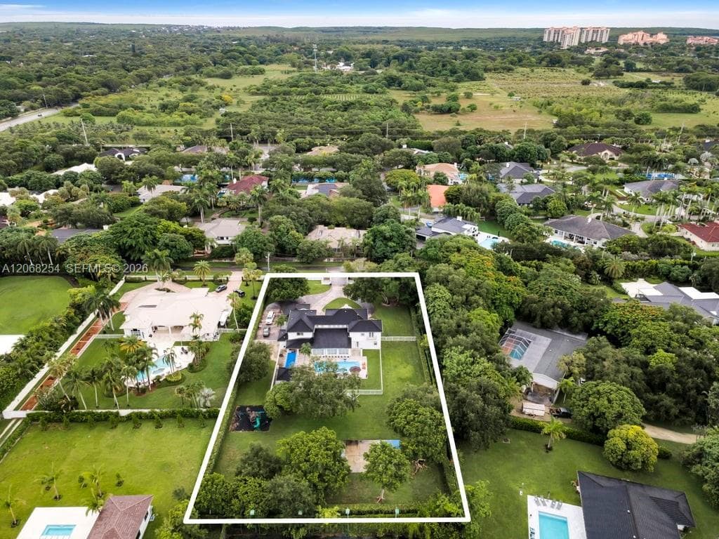 13880 SW 68th Ave, Palmetto Bay, FL 33158 — zdjęcie 2