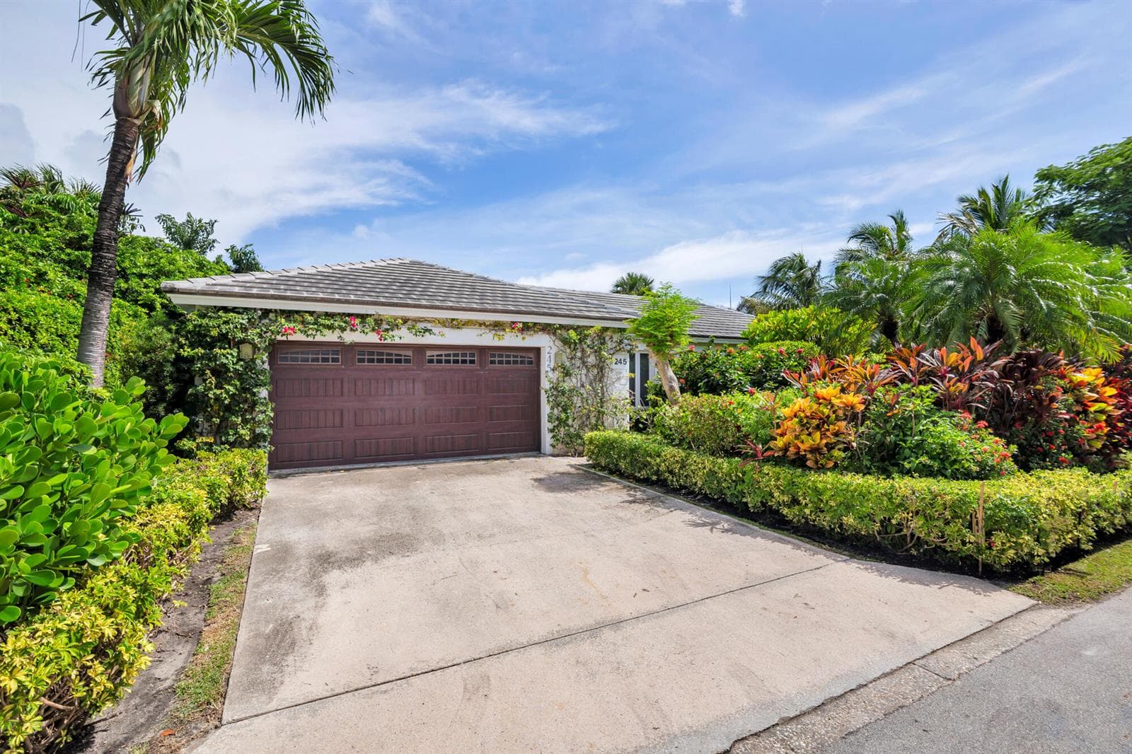 245 COLONIAL Lane, Palm Beach, FL 33480 — zdjęcie 3