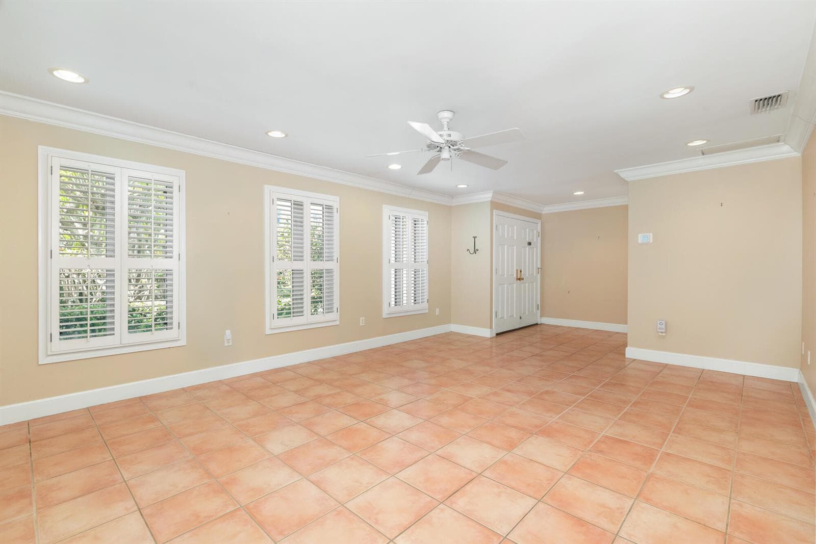 245 COLONIAL Lane, Palm Beach, FL 33480 — zdjęcie 5