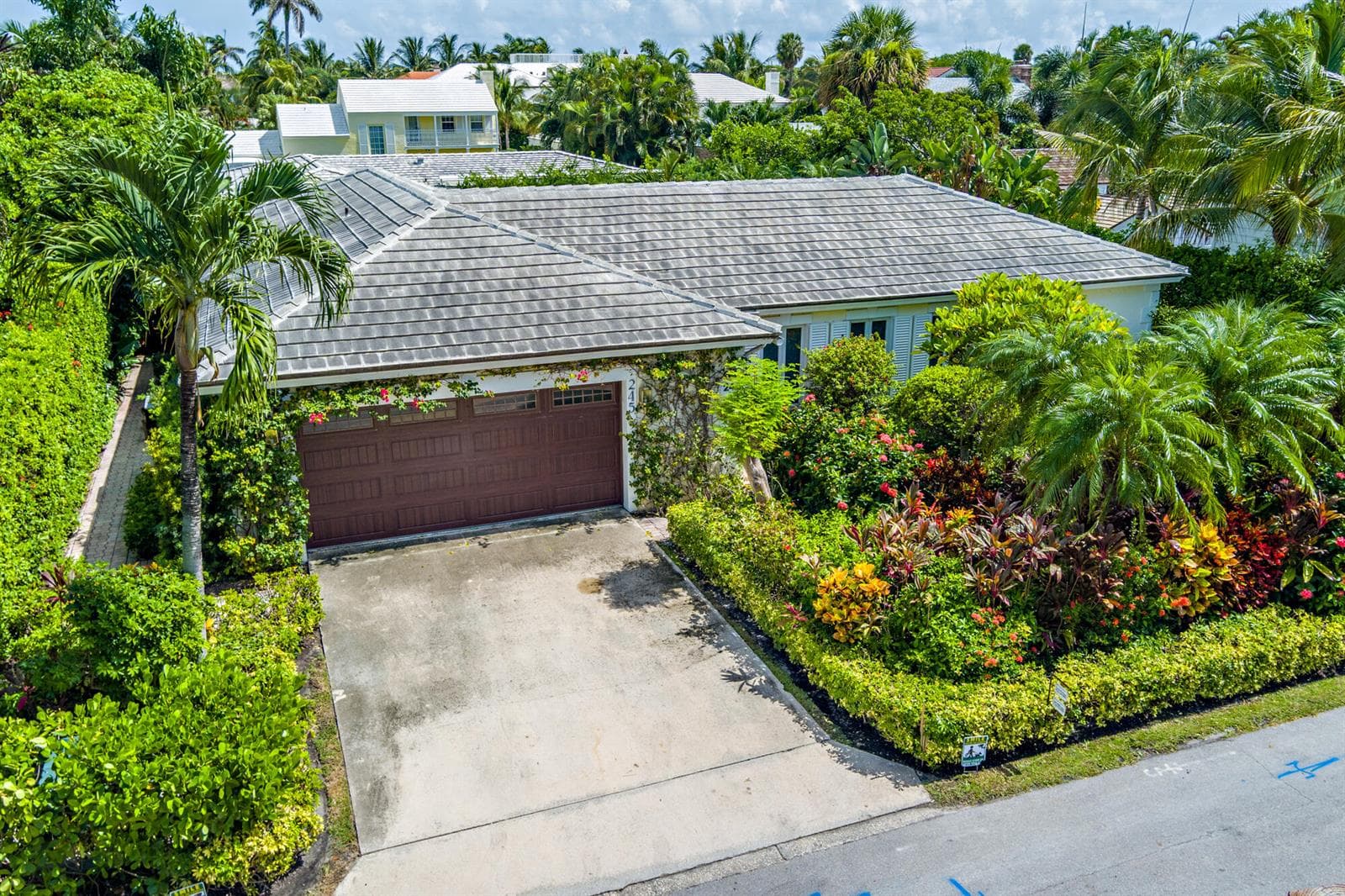 245 COLONIAL Lane, Palm Beach, FL 33480 — zdjęcie 2