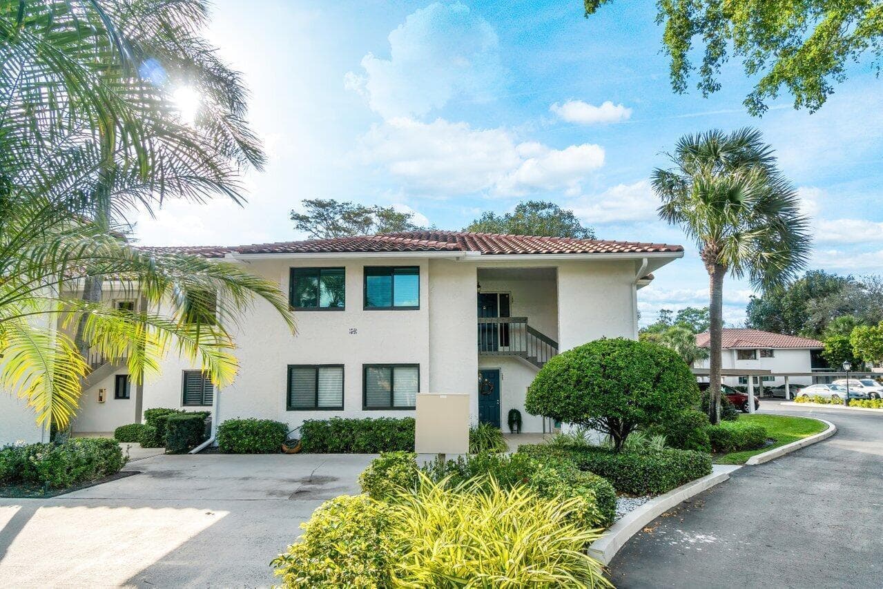 50 PELICAN POINTE Drive # 2050, Delray Beach, FL 33483 — zdjęcie 2