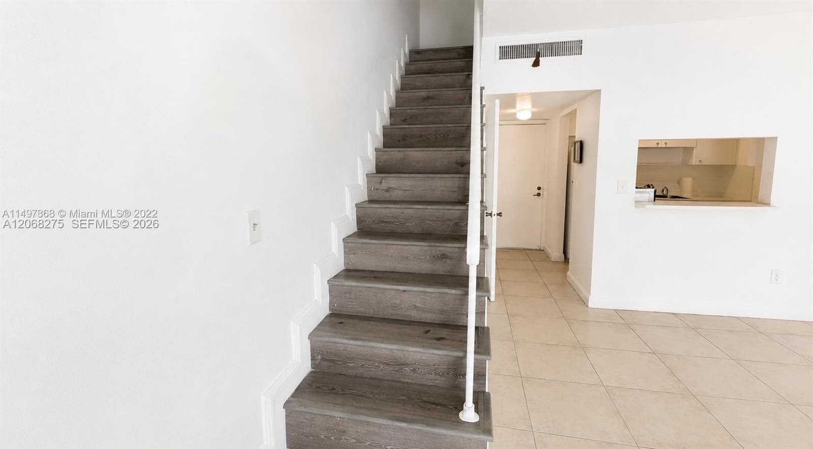 1305 W 53rd St # 430, Hialeah, FL 33012 — zdjęcie 3