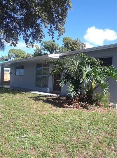 223 SE 14TH Place, Deerfield Beach, FL 33441 — zdjęcie 2