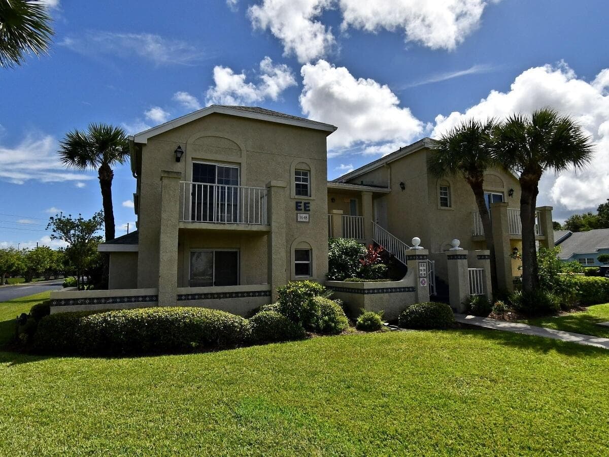 1650 SE Green Acres Circle # E201, Port St. Lucie, FL 34952
