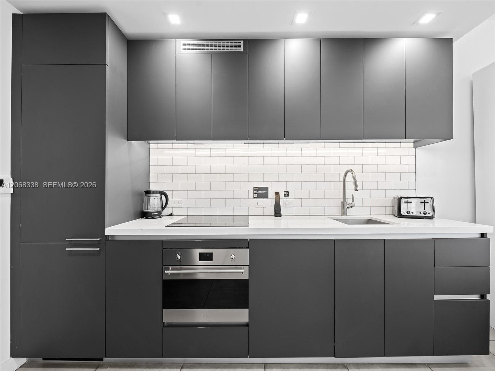 227 NE 2nd St # 2501, Miami, FL 33132 — zdjęcie 3