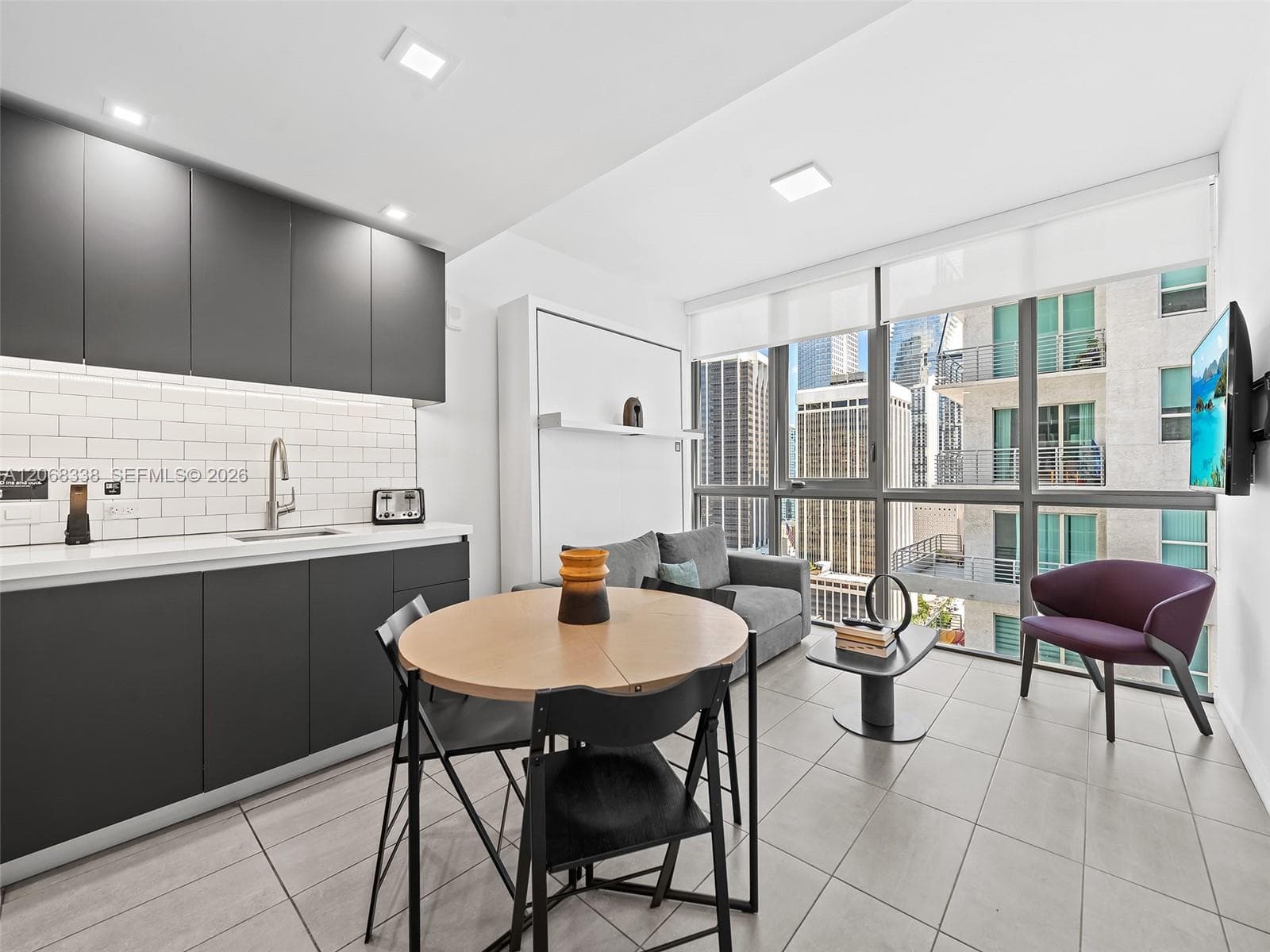227 NE 2nd St # 2501, Miami, FL 33132 — zdjęcie 5