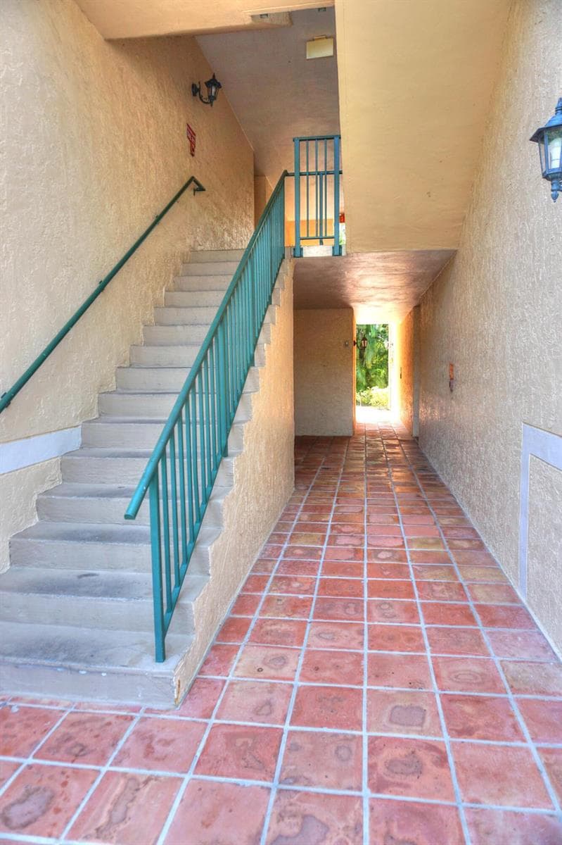 1721 Village Boulevard # 103, West Palm Beach, FL 33409 — zdjęcie 3