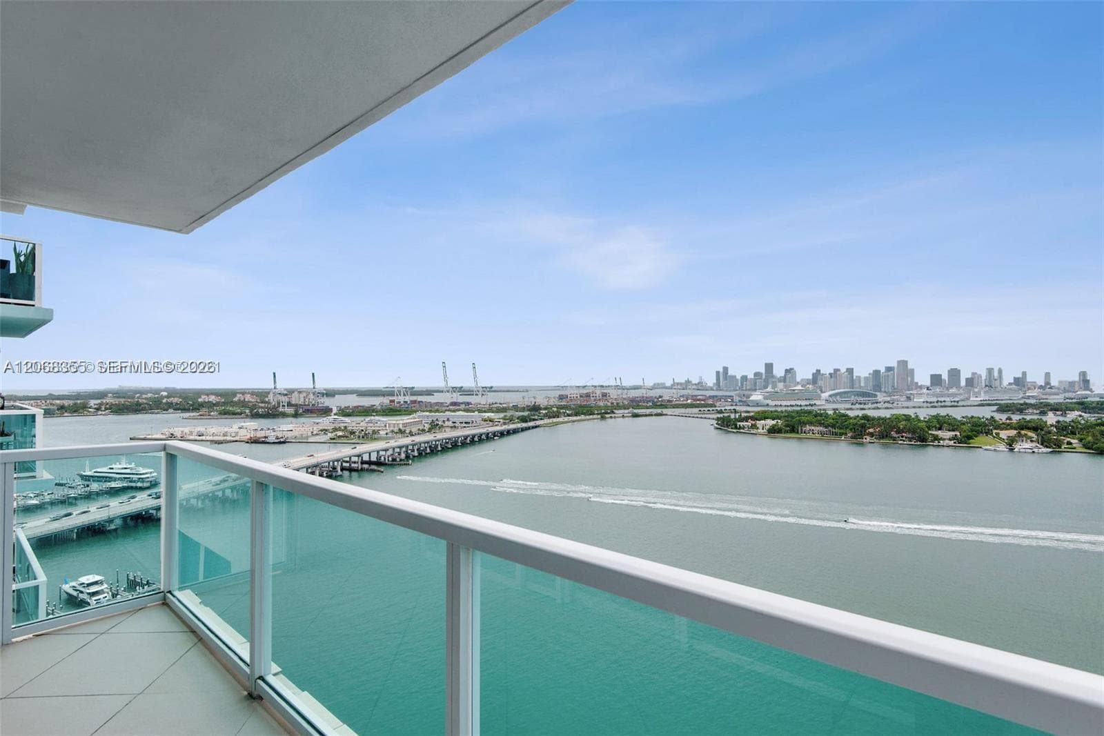 650 West Ave # 2307, Miami Beach, FL 33139 — zdjęcie 2