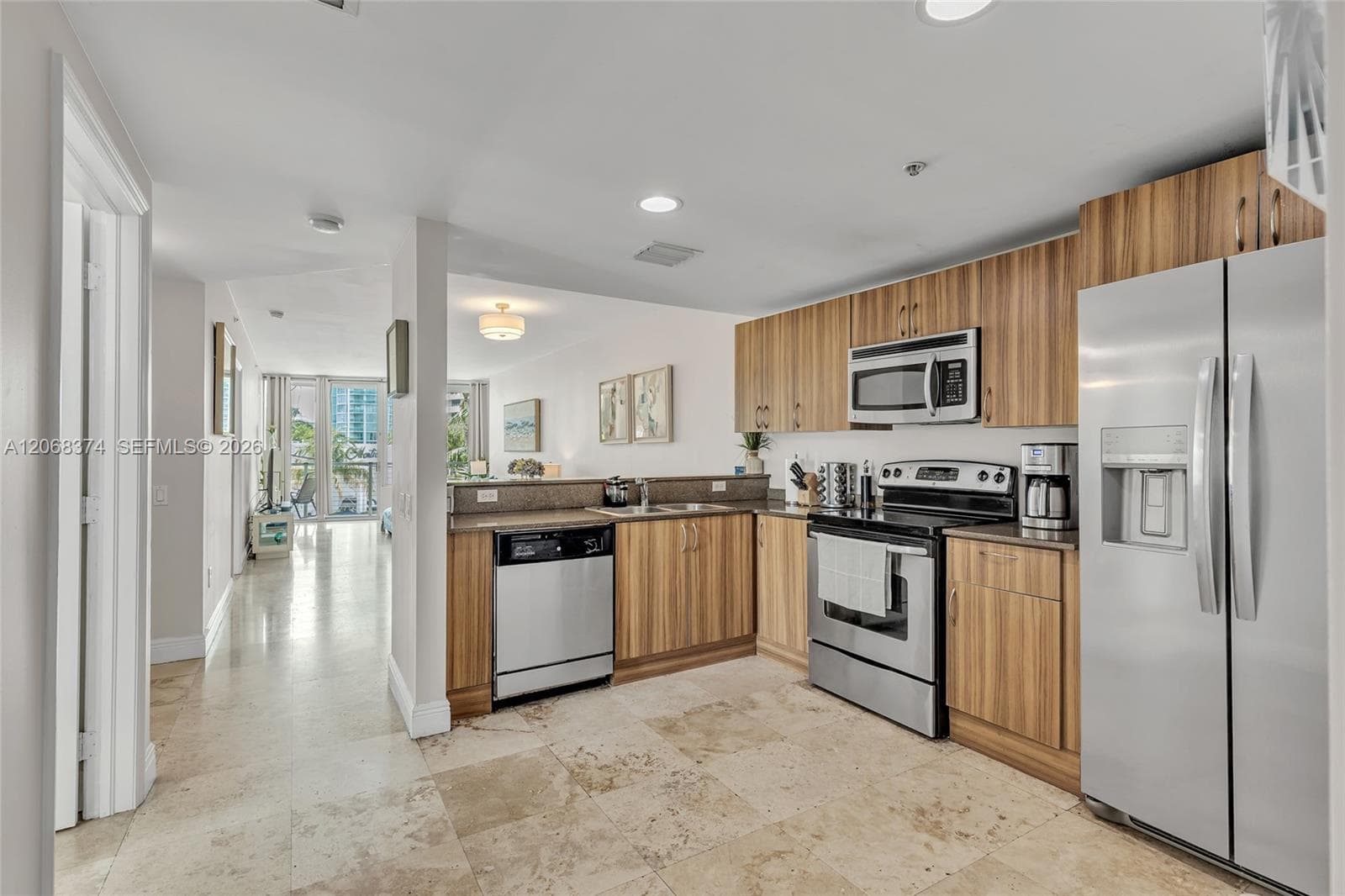 6305 Indian Creek Dr # 3G, Miami Beach, FL 33141 — zdjęcie 2