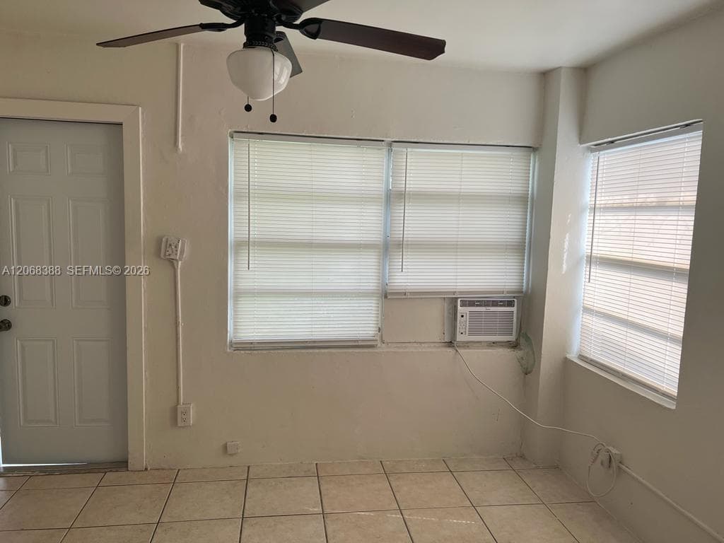 321 NE 2nd ST # 3, Hallandale Beach, FL 33009 — zdjęcie 2
