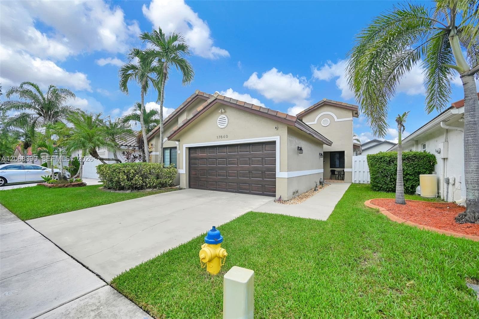 17640 SW 4th Ct, Pembroke Pines, FL 33029 — zdjęcie 2