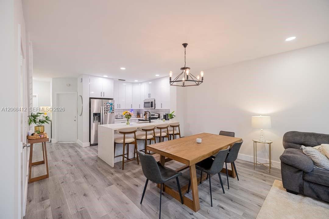 12171 SW 4th St, Pembroke Pines, FL 33025 — zdjęcie 4