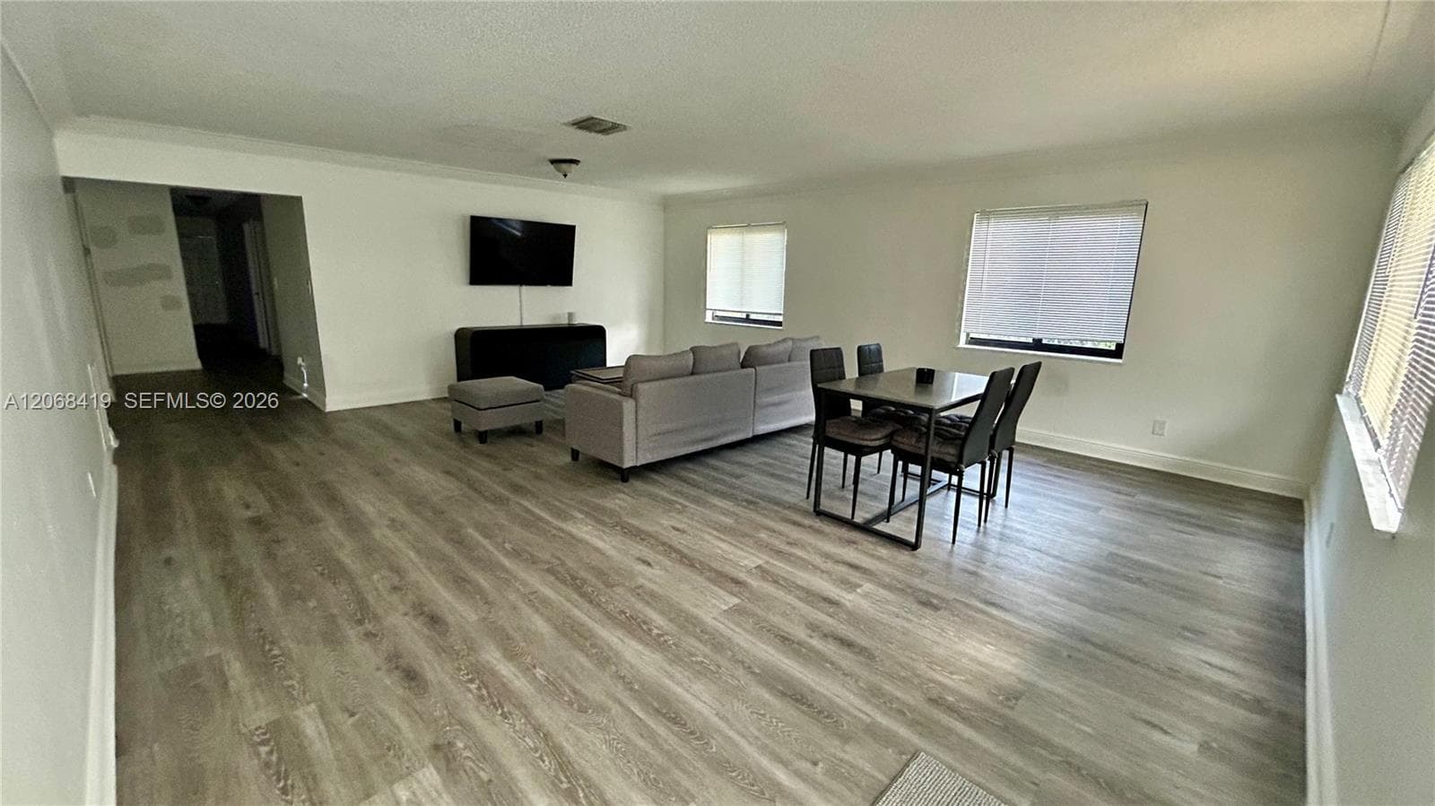 230 NW 8th Ave, Dania Beach, FL 33004 — zdjęcie 3