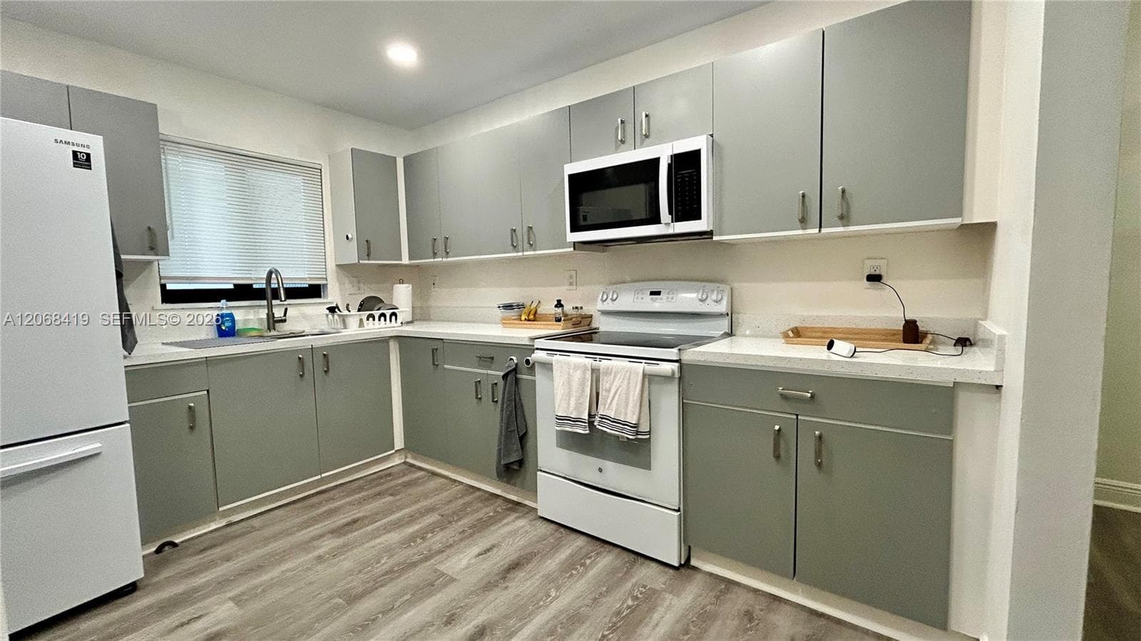 230 NW 8th Ave, Dania Beach, FL 33004 — zdjęcie 5