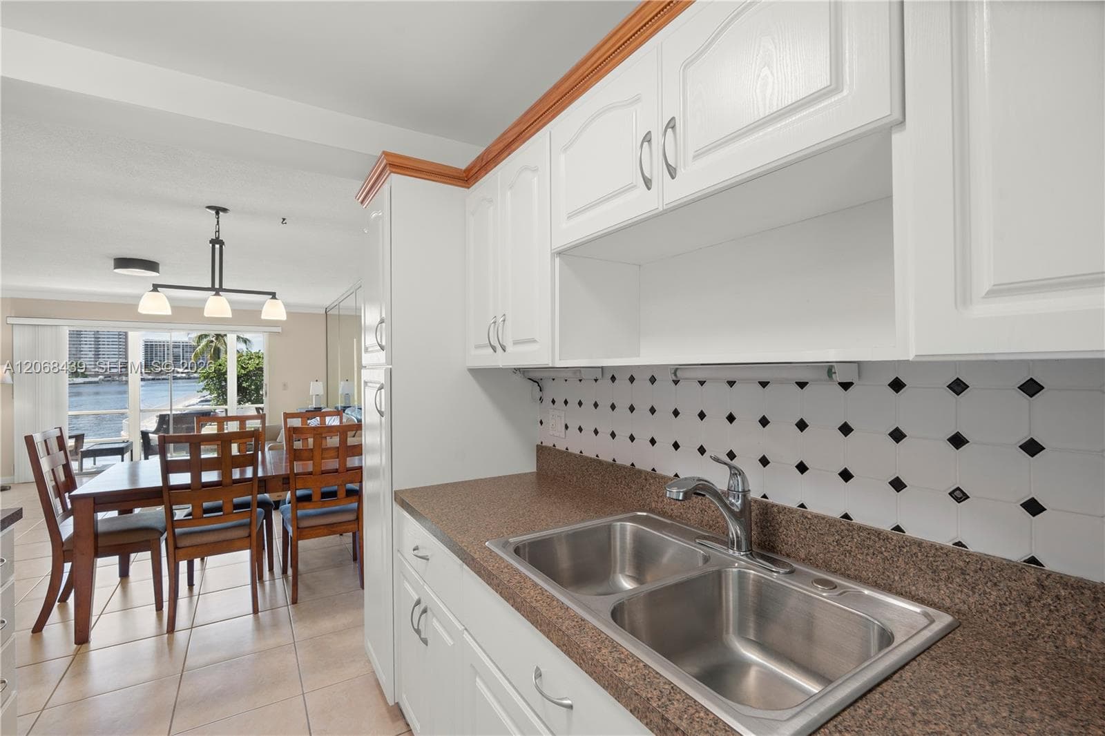 2600 Diana Dr # 208, Hallandale Beach, FL 33009 — zdjęcie 4