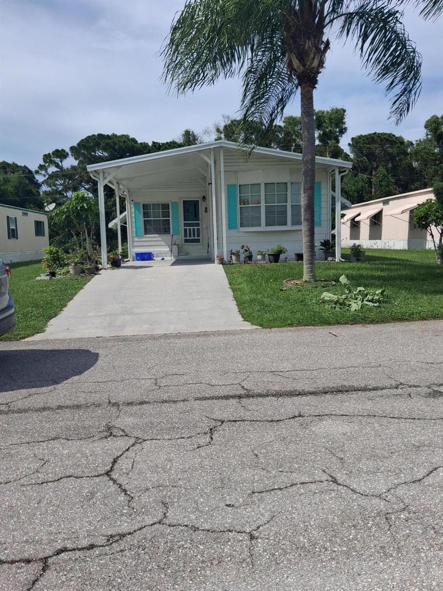 8 Novedades, Port St. Lucie, FL 34952 — zdjęcie 2