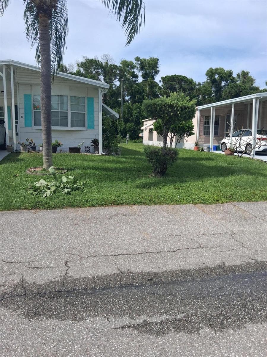 8 Novedades, Port St. Lucie, FL 34952 — zdjęcie 3
