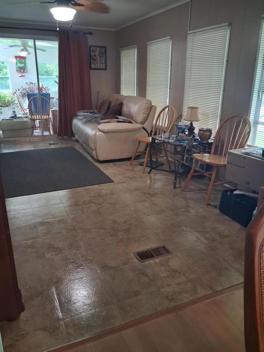 8 Novedades, Port St. Lucie, FL 34952 — zdjęcie 4