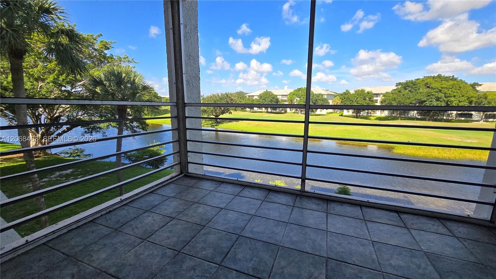 9230 Lagoon Pl # 310, Davie, FL 33324 — zdjęcie 2