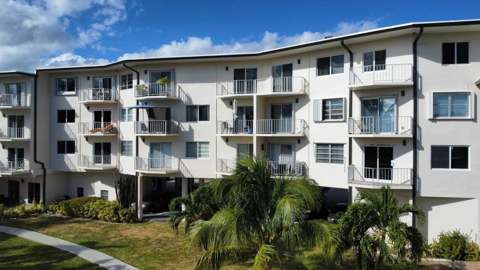 1967 S OCEAN Boulevard # 215-C, Lauderdale By The Sea, FL 33062 — zdjęcie 3