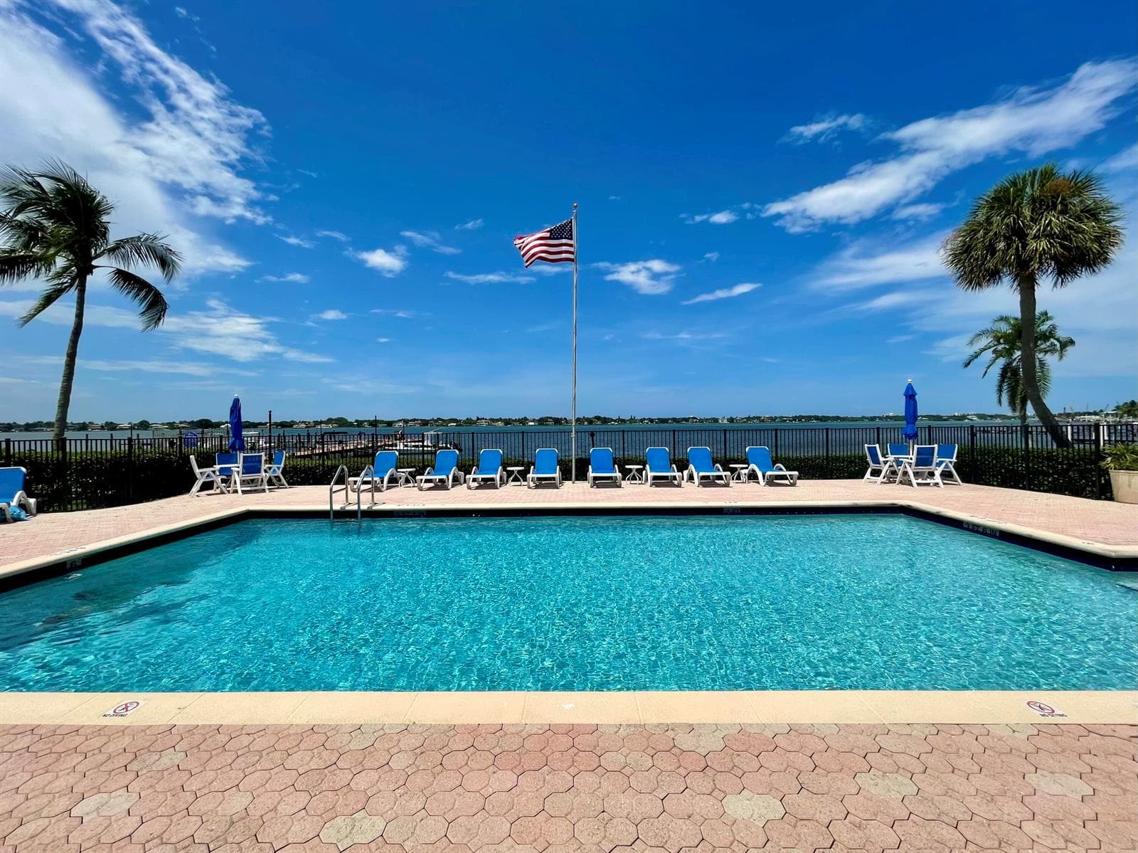 825 CENTER Street # 8A, Jupiter, FL 33458