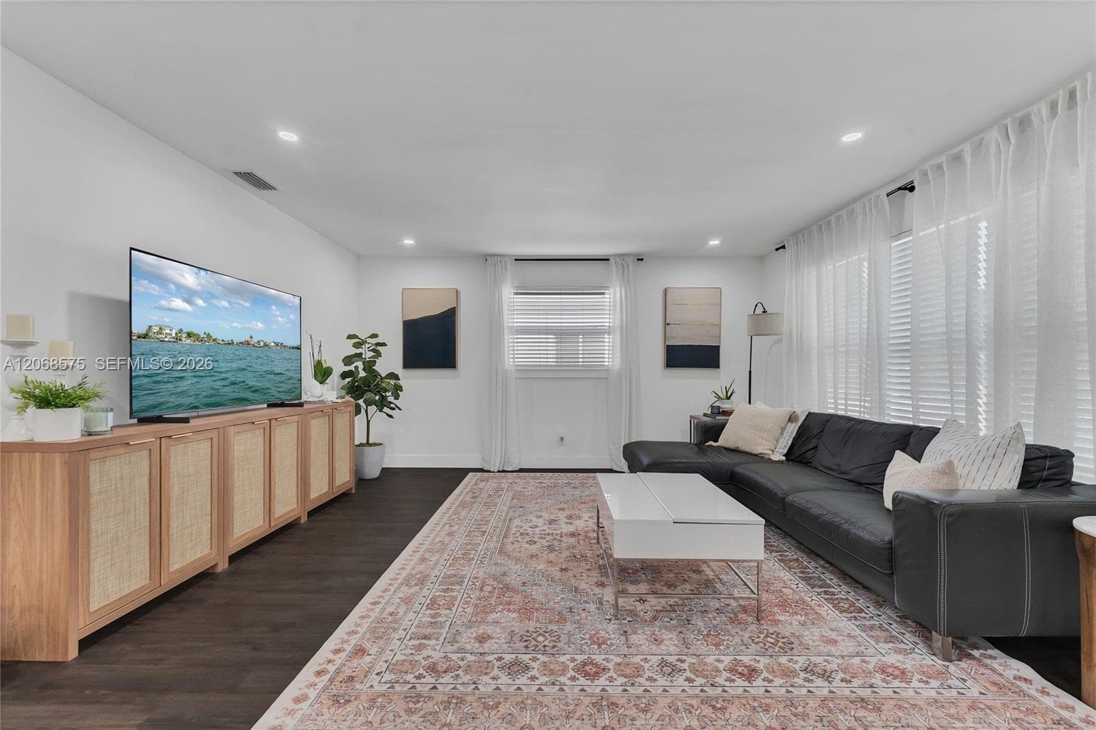 2851 Washington St, Hollywood, FL 33020 — zdjęcie 2