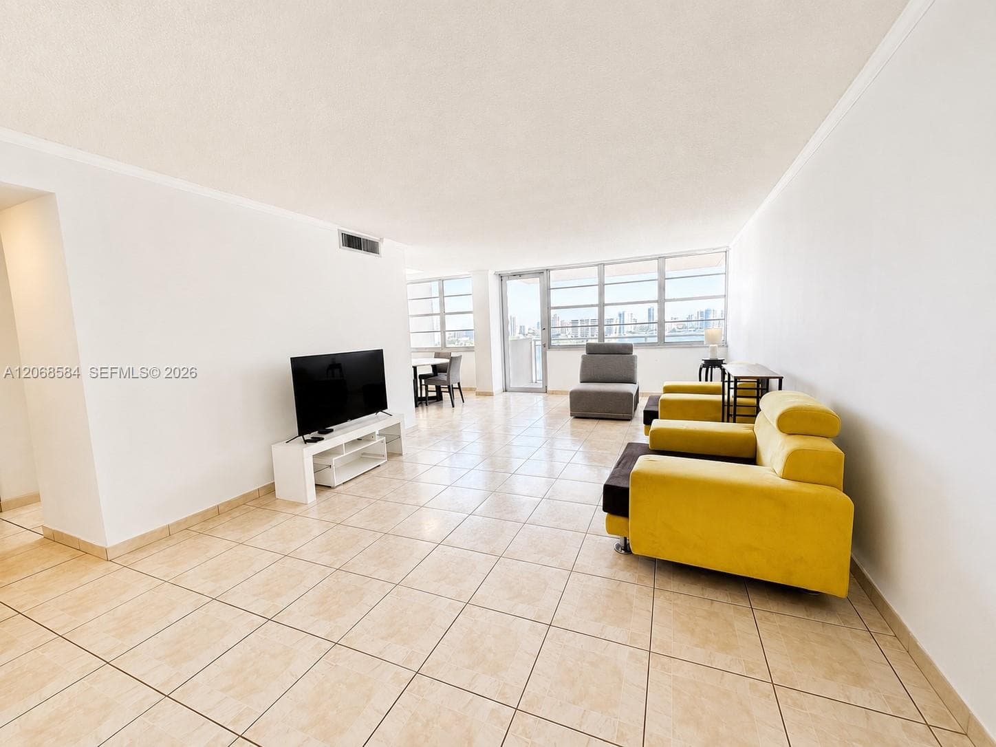 250 174th St # 1615, Sunny Isles Beach, FL 33160 — zdjęcie 3