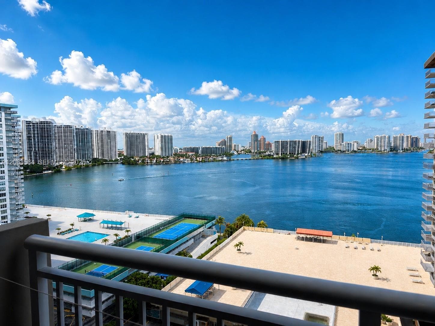 250 174th St # 1615, Sunny Isles Beach, FL 33160