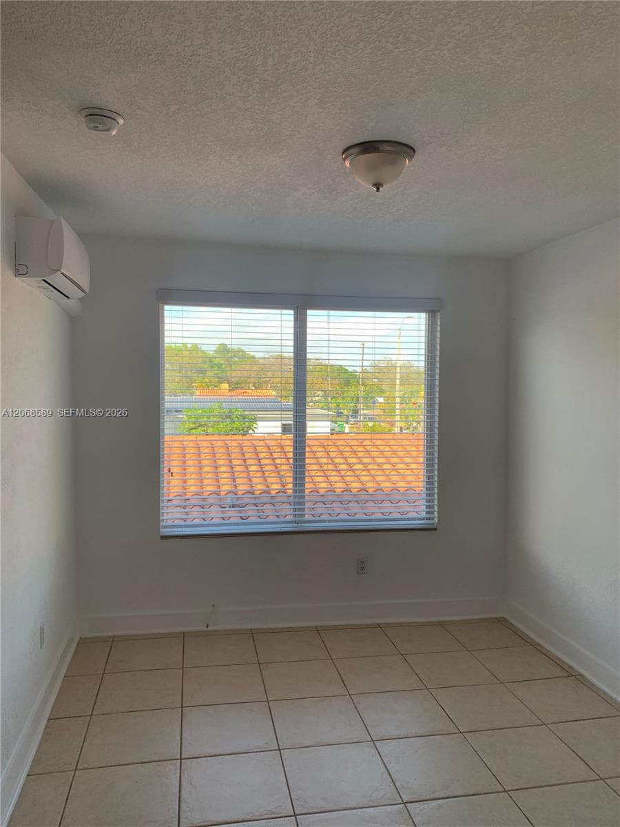 712 SW 56 AV # 8B, Coral Gables, FL 33134 — zdjęcie 2