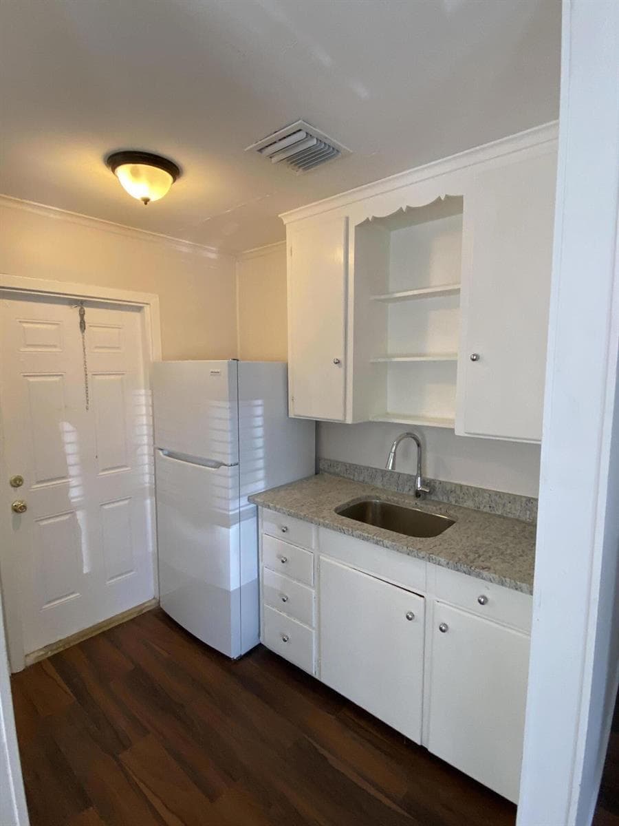 816 W 4TH Street, Riviera Beach, FL 33404 — zdjęcie 4