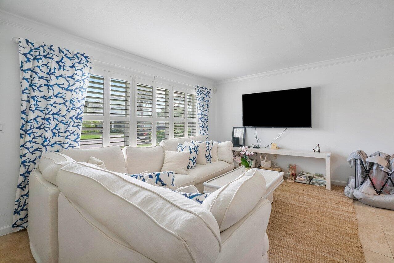 125 Gregory Place, West Palm Beach, FL 33405 — zdjęcie 4