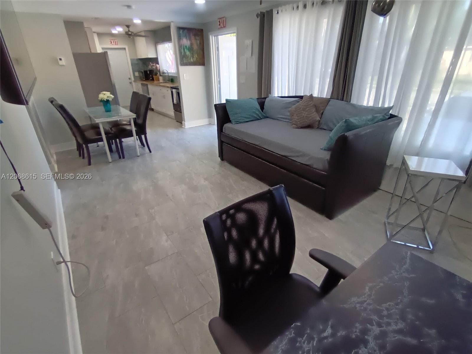 2242 Polk St, Hollywood, FL 33020 — zdjęcie 2
