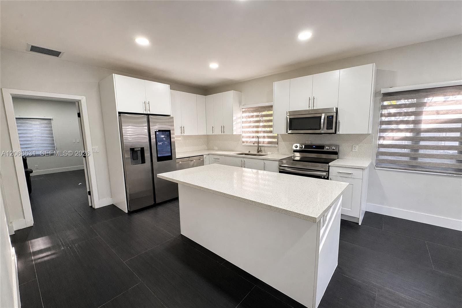 68 NW 47th St, Miami, FL 33127 — zdjęcie 5