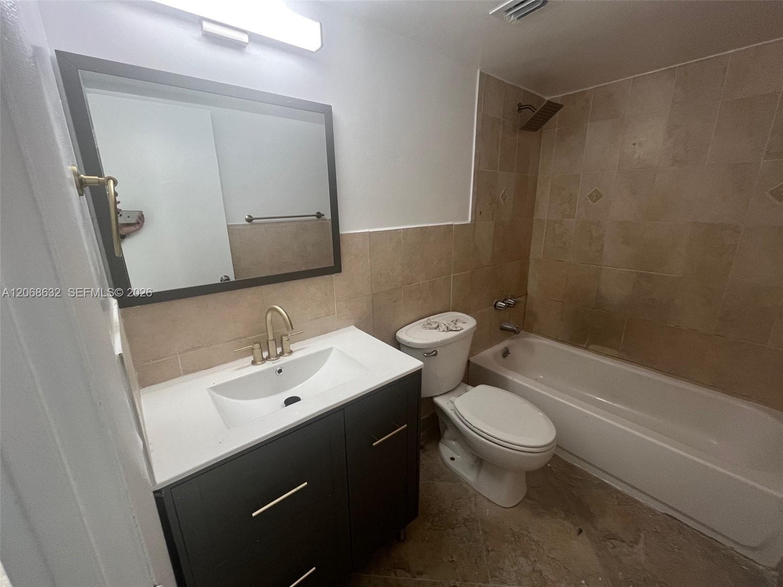 498 NW 165th St # D-501, Miami, FL 33169 — zdjęcie 4