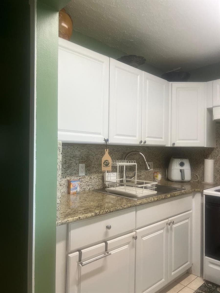 102 SHEFFIELD E # 102, West Palm Beach, FL 33417