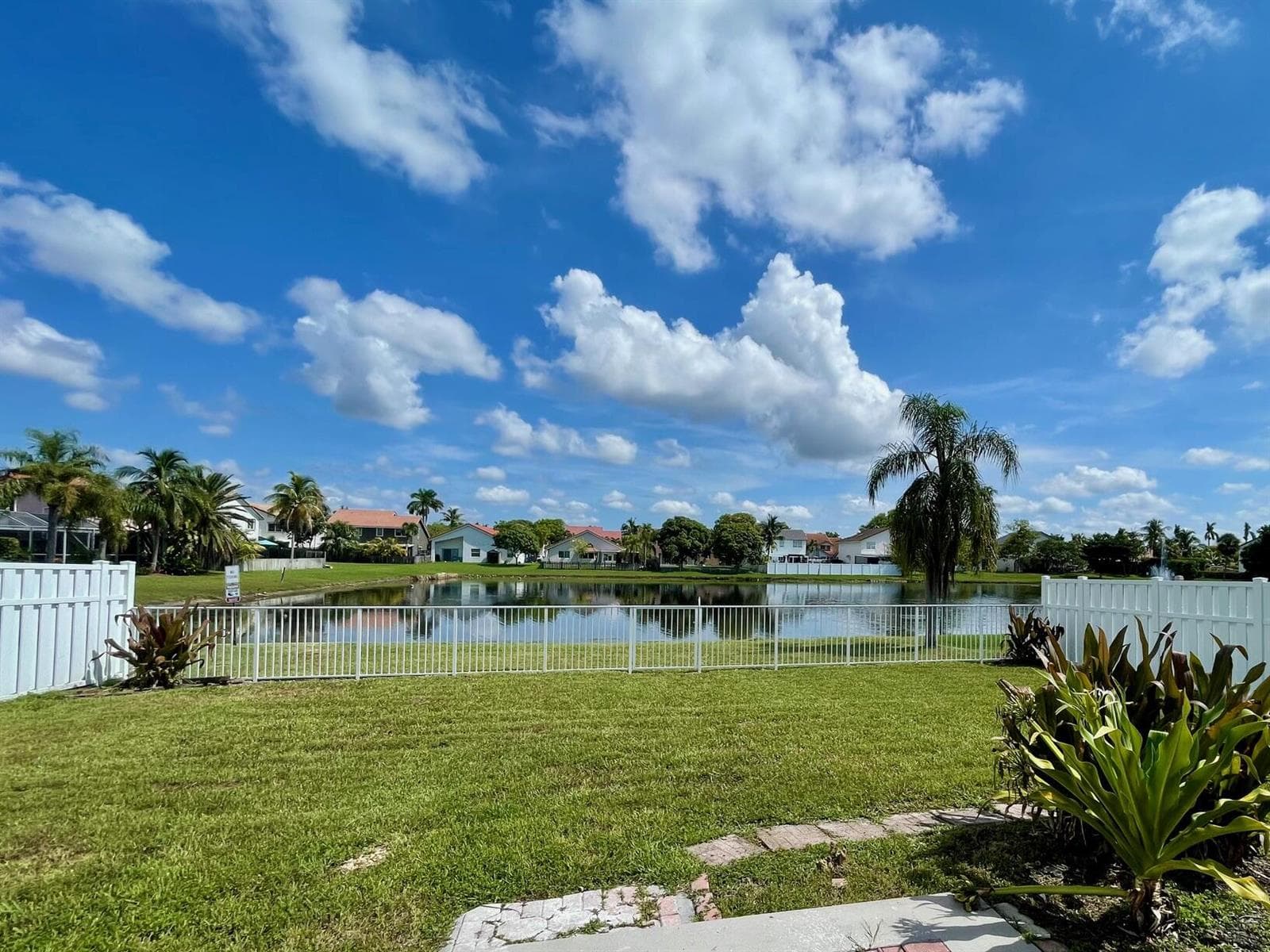 12149 NW 34TH Street, Sunrise, FL 33323 — zdjęcie 2
